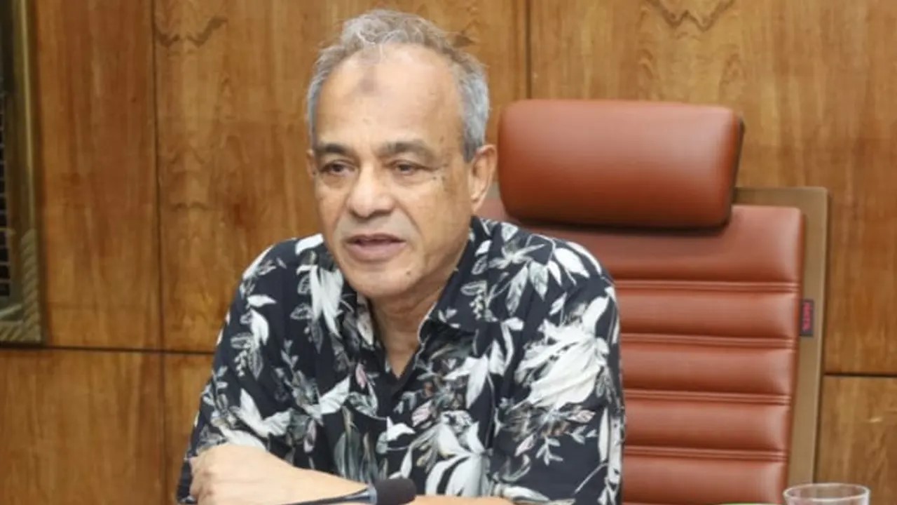 যতদিন দায়িত্বে আছি সারের দাম বাড়বে না: কৃষি উপদেষ্টা